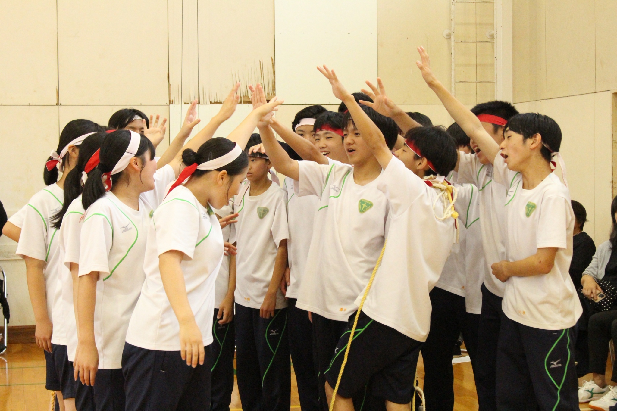LINE_ALBUM_中学校体育祭_260928_9.jpg
